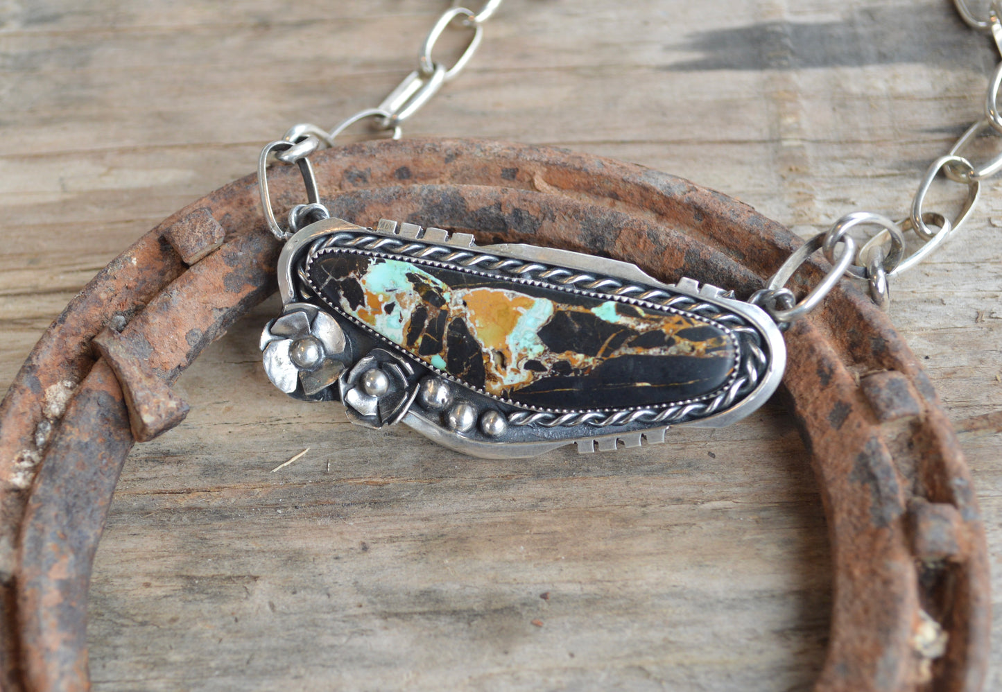 Blackjack Bar necklace